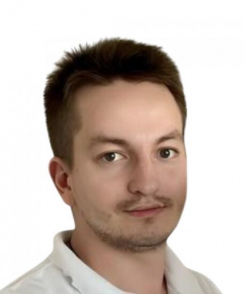 Чураев Ренат Тимурович стоматолог