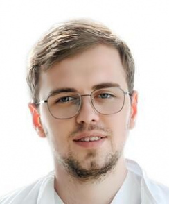 Саенко Артур Павлович стоматолог