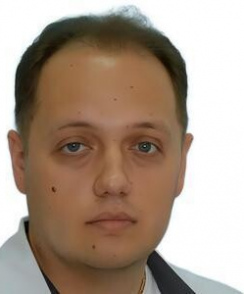Довгаль Денис Александрович ортопед