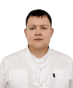 Мартынов Евгений Александрович стоматолог