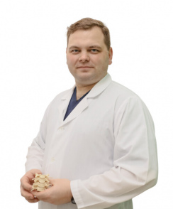 Исаков Илья Дмитриевич нейрохирург