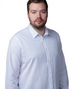 Ведерников Илья Алексеевич стоматолог